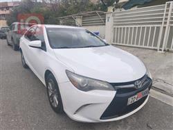 تۆیۆتا کامری